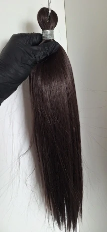 Rovný kanekalon Ariel 4 (300g,55 cm)