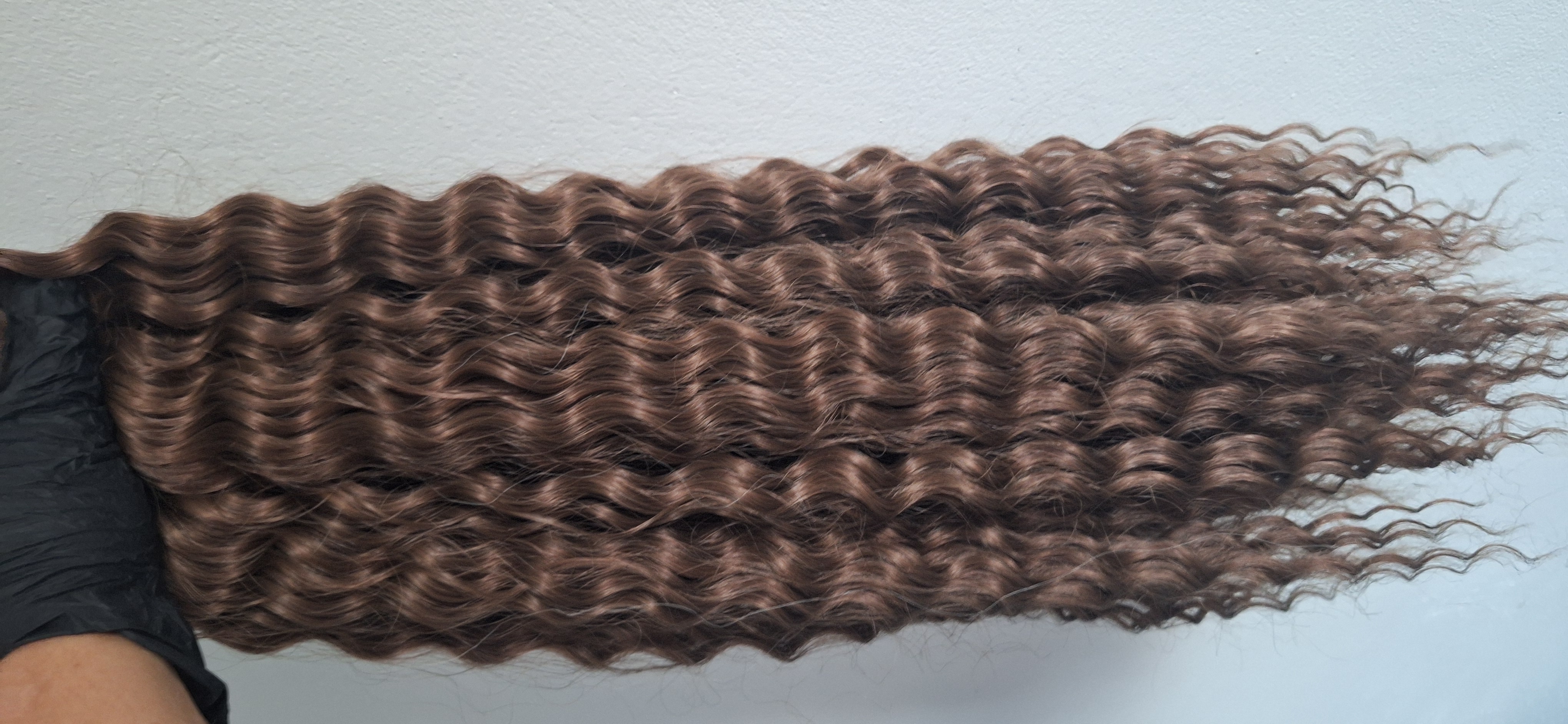 Vlnitý kanekalon Ariel BROWN129 300g